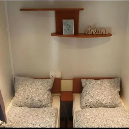 Mobilehome 123 *